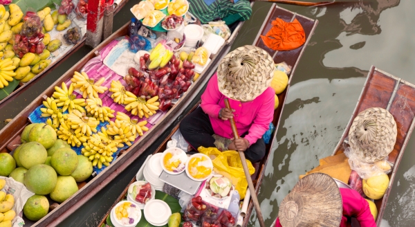 Tag 10: HALBTÄGIGE TOUR ZUM SCHWIMMENDEN MARKT DAMNOEN SADUAK (F) – PRIVATTOUR