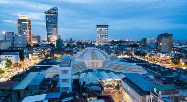 Tag 17: Phnom Penh – Transfer nach Siem Reap mit dem Bus (F)