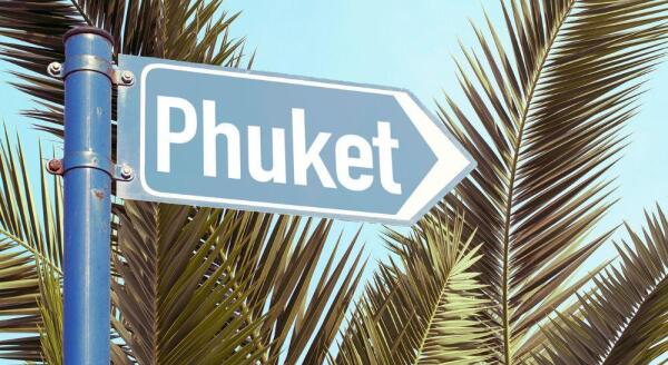 Tag 13: Freier Tag in Phuket (F) – OPTIONALE TOUR: PHI-PHI-INSELTOUR MIT GEMEINSAMEM SPEEDBOOT