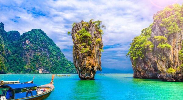 Tag 2: Ausflug zur Phang-Nga-Bucht (Gruppentour) (F/M)
