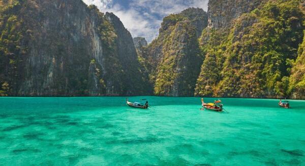 Tag 5: Freizeit auf Koh Phi Phi (F)