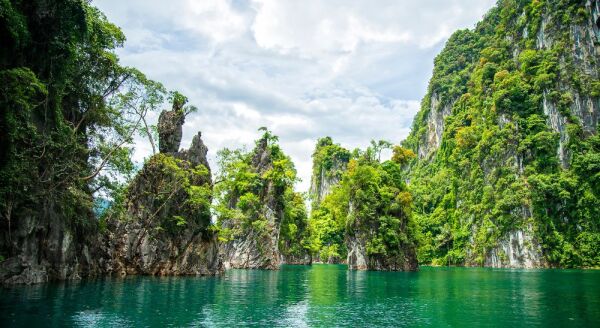 Tag 6: Mit dem Zug nach Khao Sok (F)